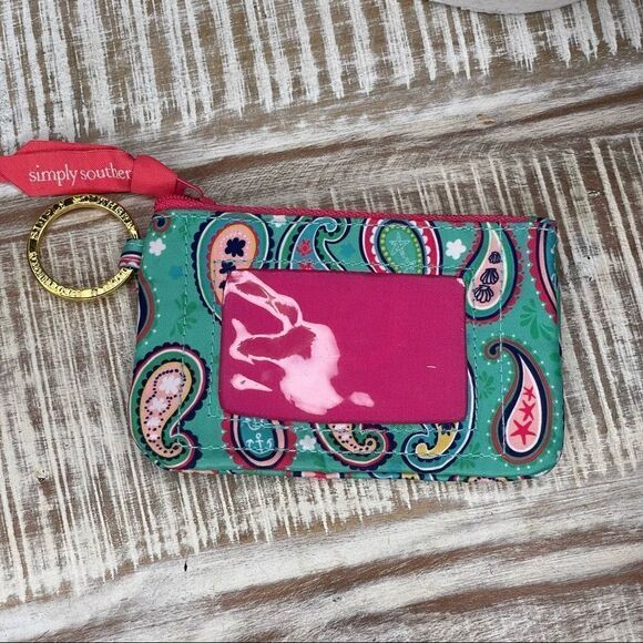 Paisley Key Id By Simply Southern - Picture 1 of 5
